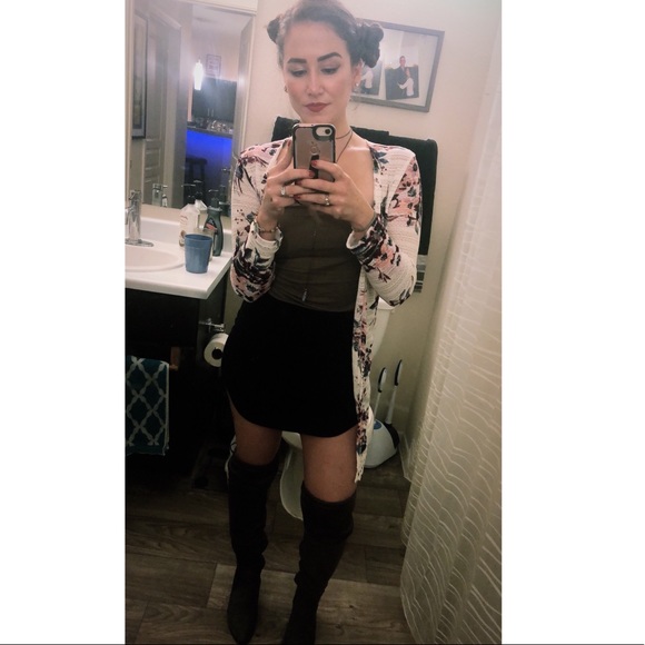 Meet your Posher, Sarah! - Picture 3 of 8